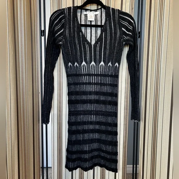 Bodycon sweater dress - Picture 5 of 8